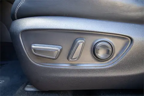 2020 Toyota RAV4 Pic 14 2020 Toyota RAV4 Pic 14