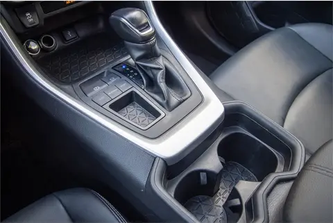 2020 Toyota RAV4 Pic 30 2020 Toyota RAV4 Pic 30
