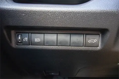 2020 Toyota RAV4 Pic 35 2020 Toyota RAV4 Pic 35