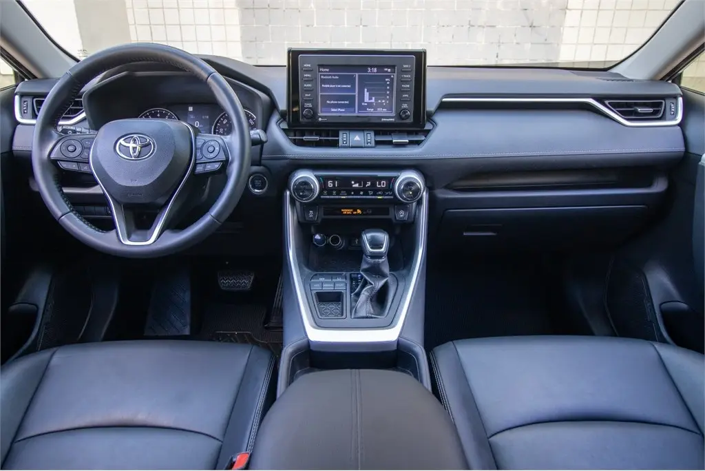 2020 Toyota RAV4 2020 Toyota RAV4