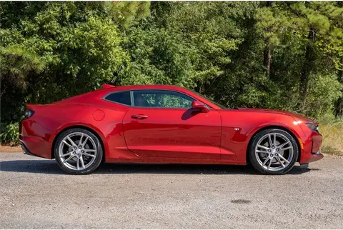 2021 Chevrolet Camaro Pic 4 2021 Chevrolet Camaro Pic 4