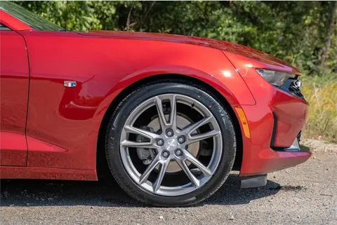 2021 Chevrolet Camaro Pic 5 2021 Chevrolet Camaro Pic 5