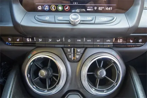 2021 Chevrolet Camaro Pic 29 2021 Chevrolet Camaro Pic 29
