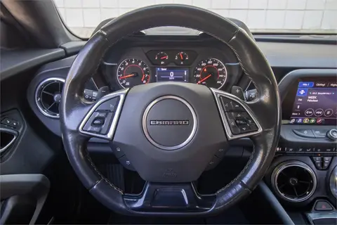 2021 Chevrolet Camaro Pic 32 2021 Chevrolet Camaro Pic 32