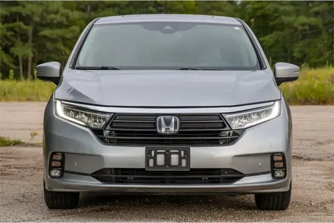 2021 Honda Odyssey thumbnail 2