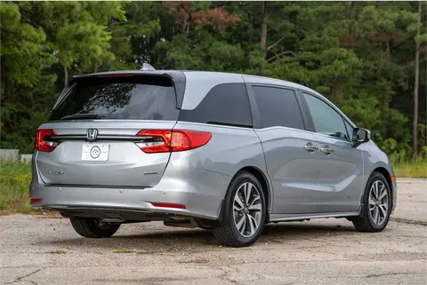 2021 Honda Odyssey thumbnail 6