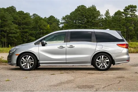 2021 Honda Odyssey thumbnail 9