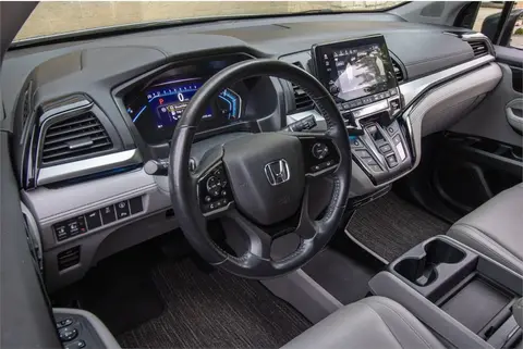 2021 Honda Odyssey thumbnail 14
