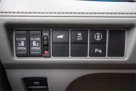 2021 Honda Odyssey thumbnail 41
