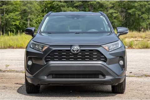 2021 Toyota RAV4 thumbnail 2