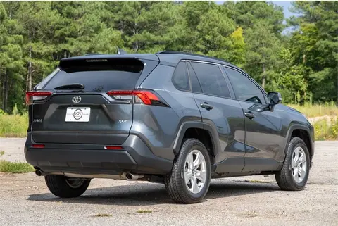 2021 Toyota RAV4 thumbnail 6
