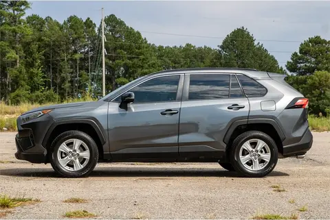 2021 Toyota RAV4 thumbnail 9