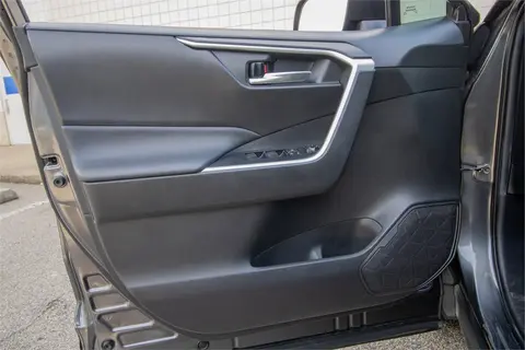 2021 Toyota RAV4 thumbnail 10