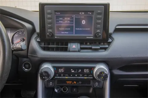 2021 Toyota RAV4 thumbnail 25