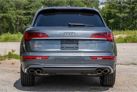 2022 Audi SQ5 Pic 7 2022 Audi SQ5 Pic 7