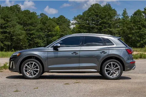 2022 Audi SQ5 Pic 9 2022 Audi SQ5 Pic 9