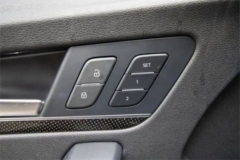 2022 Audi SQ5 Pic 11 2022 Audi SQ5 Pic 11