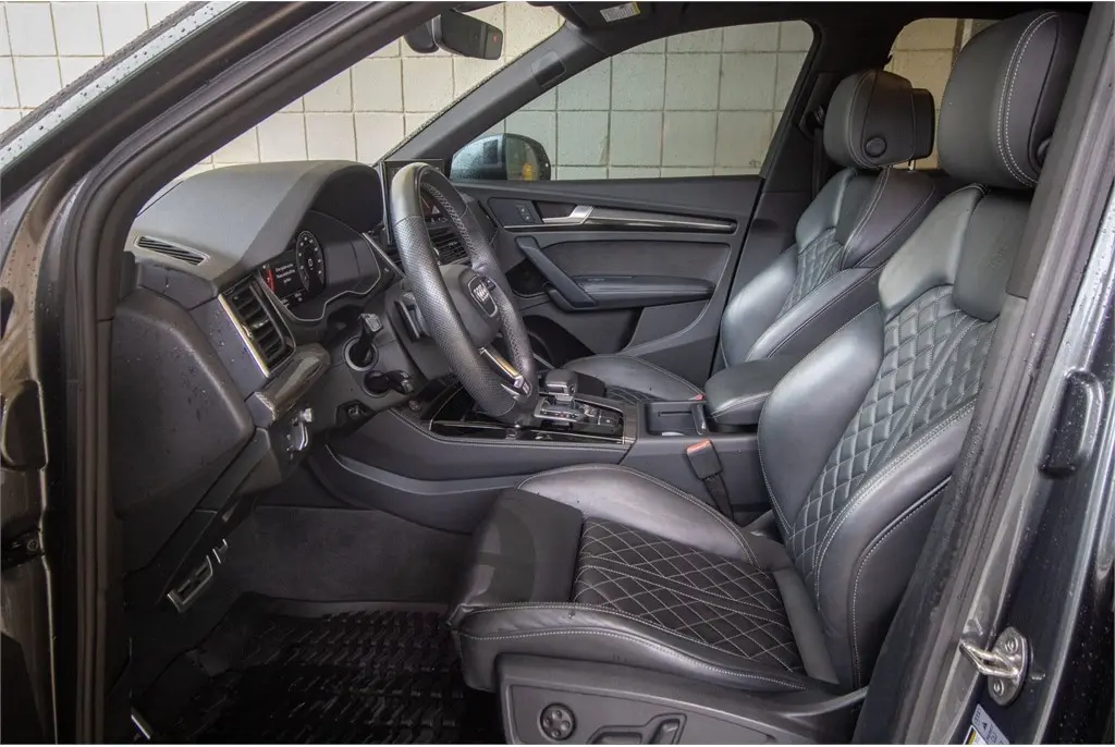 2022 Audi SQ5 2022 Audi SQ5