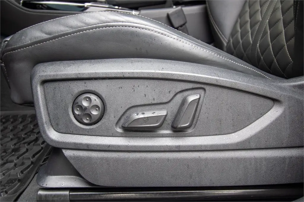 2022 Audi SQ5 2022 Audi SQ5