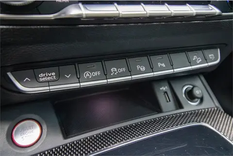 2022 Audi SQ5 Pic 33 2022 Audi SQ5 Pic 33
