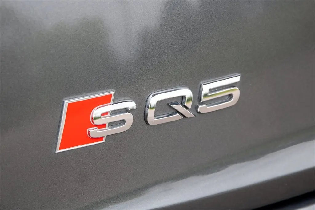 2022 Audi SQ5 2022 Audi SQ5