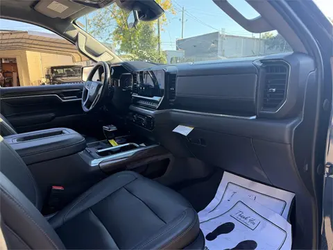 2022 Chevrolet Silverado 1500 Pic 12 2022 Chevrolet Silverado 1500 Pic 12