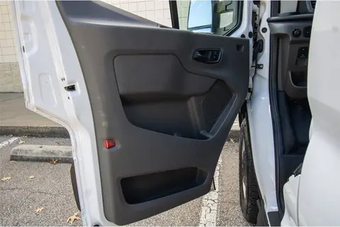 2022 Ford Transit-250 Cargo Va Pic 10 2022 Ford Transit-250 Cargo Va Pic 10