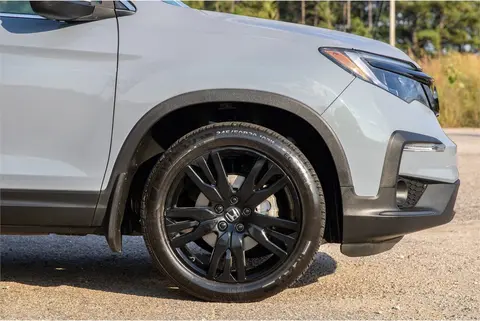 2022 Honda Pilot thumbnail 5