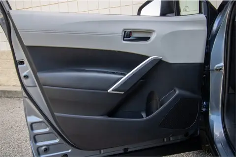 2022 Toyota Corolla Cross Pic 10 2022 Toyota Corolla Cross Pic 10
