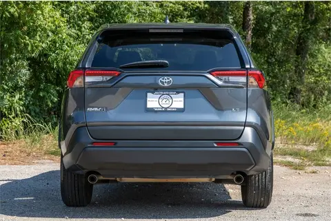 2022 Toyota RAV4 thumbnail 7