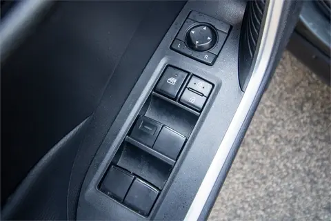 2022 Toyota RAV4 thumbnail 11