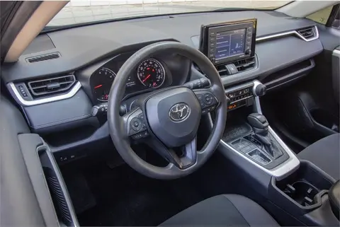 2022 Toyota RAV4 thumbnail 12