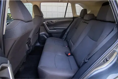 2022 Toyota RAV4 thumbnail 15