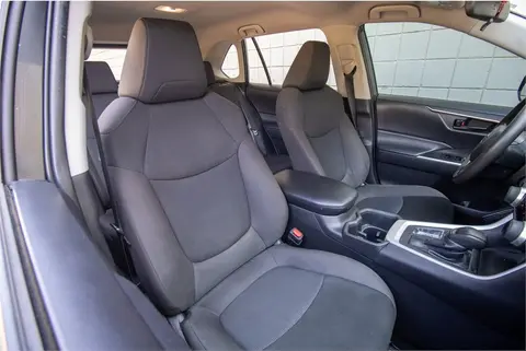 2022 Toyota RAV4 thumbnail 19