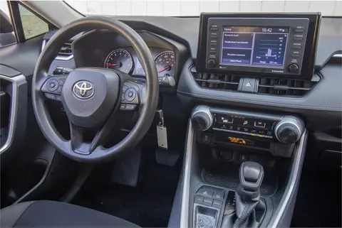 2022 Toyota RAV4 thumbnail 22