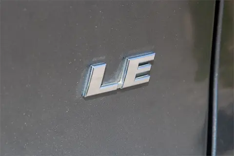 2022 Toyota RAV4 thumbnail 38