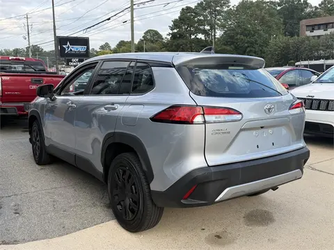 2023 Toyota Corolla Cross thumbnail 3